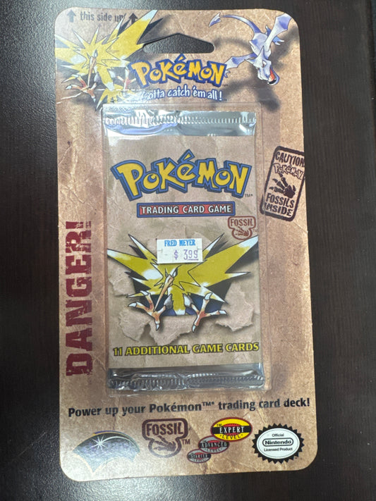 Pokemon Fossil Blister Booster Pack Factory Sealed Zapdos Art 1999 WOTC