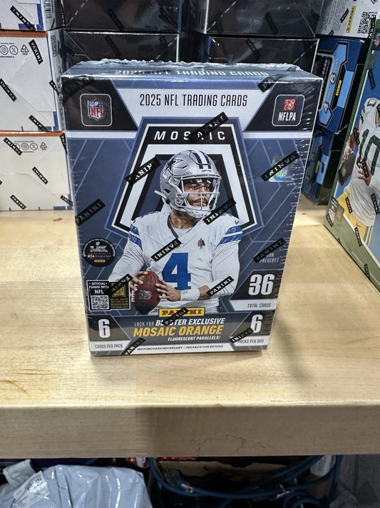 2025 Panini Mosaic Football Trading Cards Blaster Box